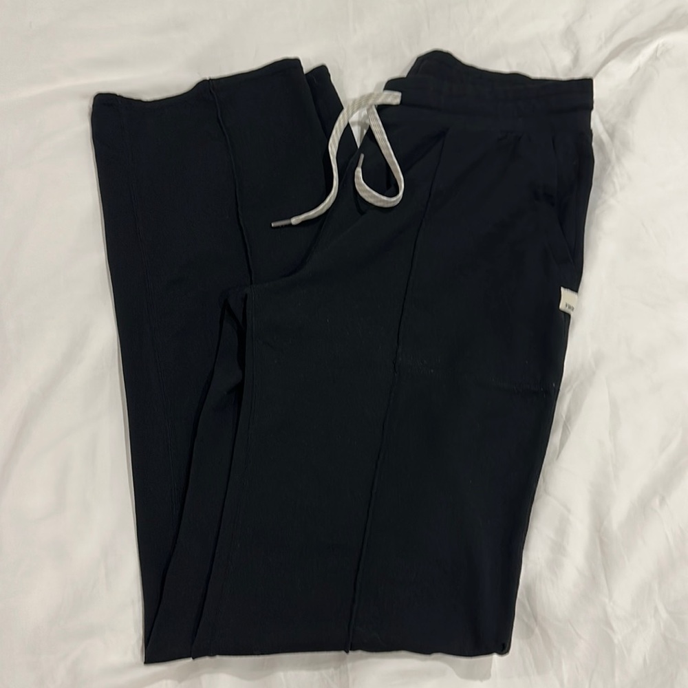 VUORI TRACK PANTS